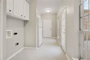 7514 Olympia Dr, Houston, TX 77063 - Photo 13