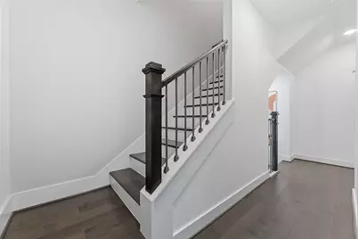 10930 Brambling Wood Drive, Houston, TX 77043 - Photo 17