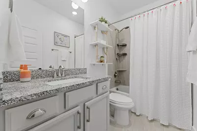 10930 Brambling Wood Drive, Houston, TX 77043 - Photo 27