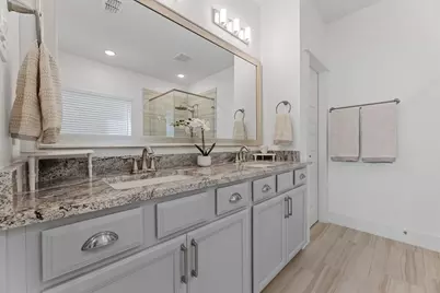 10930 Brambling Wood Drive, Houston, TX 77043 - Photo 25