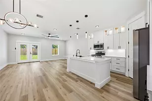 1084 Junell St, Houston, TX 77088 - Photo 9