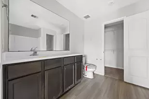 8407 Bermuda Blue Rd, Baytown, TX 77523 - Photo 11