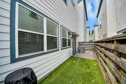 651 Press Street, Houston, TX 77020 - Photo 31