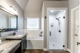 2136 Wheatstone Dr, Huntsville, TX 77340 - Photo 17