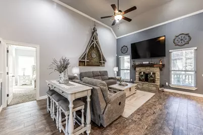 2136 Wheatstone Drive, Huntsville, TX 77340 - Photo 3