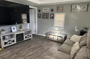 919 Sam Houston St, Liberty, TX 77575 - Photo 3