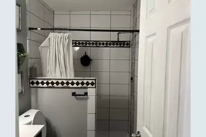 919 Sam Houston Street, Liberty, TX 77575 - Photo 7