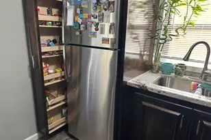 919 Sam Houston St, Liberty, TX 77575 - Photo 5