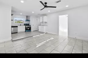 10602 Buffum St, Houston, TX 77051 - Photo 3