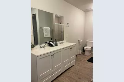 2010 Caplin Street, Houston, TX 77026 - Photo 17