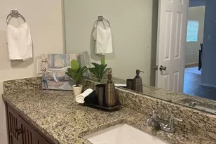 2010 Caplin St, Houston, TX 77026 - Photo 11