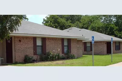 300 E Elm, Edgewood, TX 75117 - Photo 3