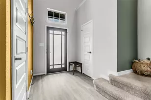 5338 CJ Walker Ln, Houston, TX 77048 - Photo 3