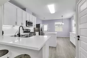 5338 CJ Walker Ln, Houston, TX 77048 - Photo 11