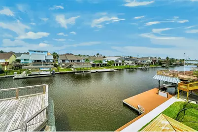 1144 Sailfish Street, Bayou Vista, TX 77563 - Photo 9