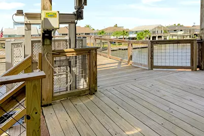 1144 Sailfish Street, Bayou Vista, TX 77563 - Photo 11