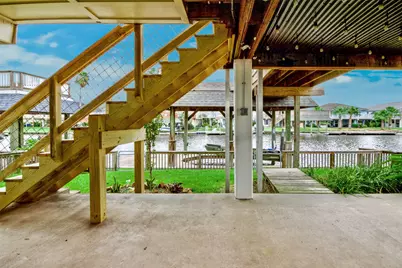 1144 Sailfish Street, Bayou Vista, TX 77563 - Photo 13