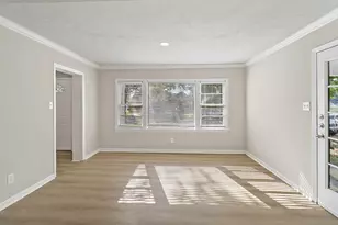 200 Scott St, Baytown, TX 77520 - Photo 7