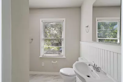 200 Scott Street, Baytown, TX 77520 - Photo 17