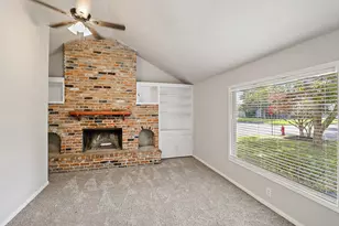 200 Scott St, Baytown, TX 77520 - Photo 11