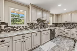 67 Fairway Dr, Normangee, TX 77871 - Photo 9