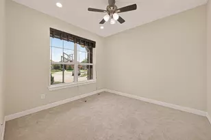4002 Dogwood Canyon Ln, Sugar Land, TX 77479 - Photo 21