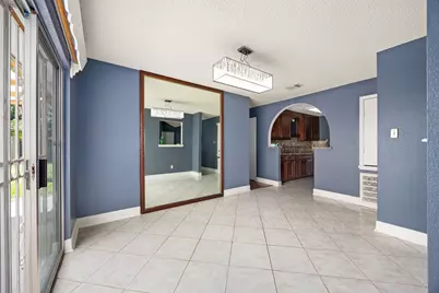 5831 Longforest Drive, Houston, TX 77088 - Photo 11