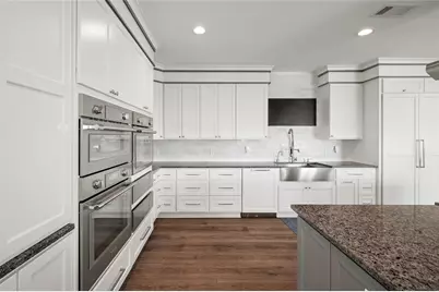 242 Isles End Road, Tiki Island, TX 77554 - Photo 5