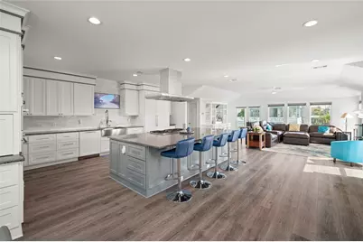 242 Isles End Road, Tiki Island, TX 77554 - Photo 3