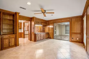 38 Devonshire Dr, Conroe, TX 77304 - Photo 23
