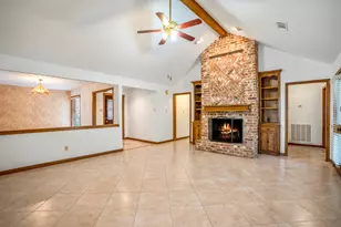 38 Devonshire Dr, Conroe, TX 77304 - Photo 11