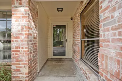 38 Devonshire Drive, Conroe, TX 77304 - Photo 5