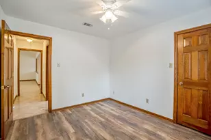 38 Devonshire Dr, Conroe, TX 77304 - Photo 27