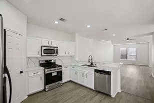 1705 Stuart St, Houston, TX 77004 - Photo 7