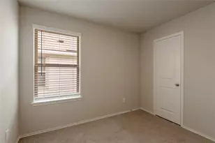 217 Rockbridge Dr, Huntsville, TX 77340 - Photo 23