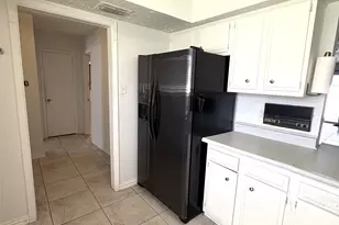 6373 S Briar Bayou Dr, Houston, TX 77072 - Photo 7