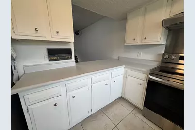 6373 S Briar Bayou Drive, Houston, TX 77072 - Photo 3