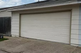 6373 S Briar Bayou Dr, Houston, TX 77072 - Photo 41