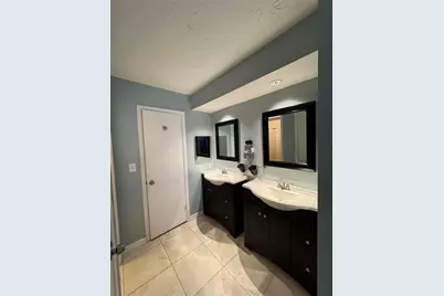 6373 S Briar Bayou Drive, Houston, TX 77072 - Photo 21
