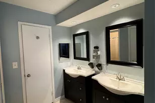 6373 S Briar Bayou Dr, Houston, TX 77072 - Photo 21