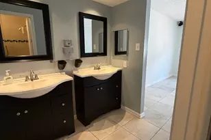 6373 S Briar Bayou Dr, Houston, TX 77072 - Photo 33