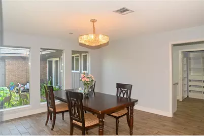 5254 N Braeswood Boulevard, Houston, TX 77096 - Photo 17