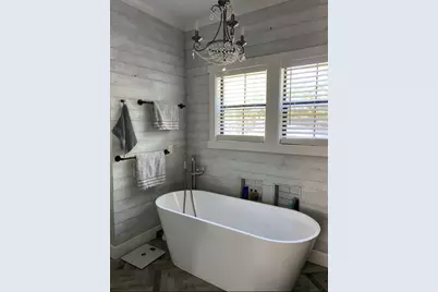 1914 Elysian Street, Houston, TX 77026 - Photo 1