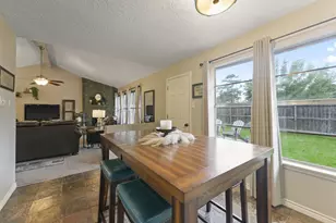 22410 Millgate Dr, Spring, TX 77373 - Photo 9