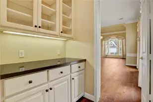 2710 St Annes Dr, Sugar Land, TX 77479 - Photo 13