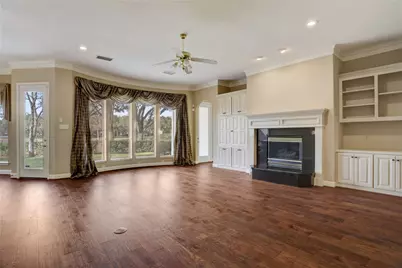 2710 Saint Annes Drive, Sugar Land, TX 77479 - Photo 7