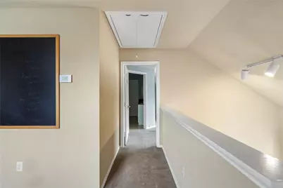 5239 Schuler Street #C, Houston, TX 77007 - Photo 9