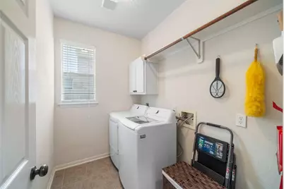 6 W Prairie Dawn Circle, The Woodlands, TX 77385 - Photo 19
