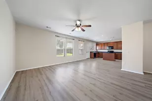 1418 S Maple Dr, Katy, TX 77493 - Photo 3