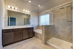 1207 Cascade Hls Dr, Rosharon, TX 77583 - Photo 17